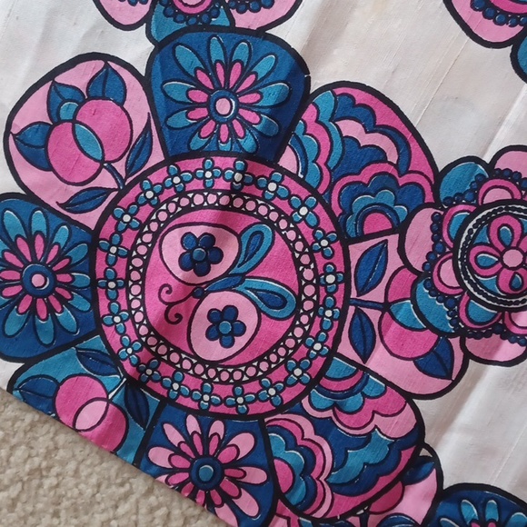 100% Pure Silk Floral And Butterfly Pattern Scarf Shawl - Picture 10 of 17